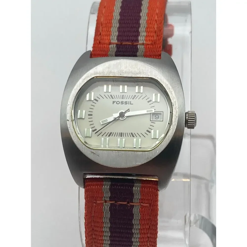 VTG Fossil Women's Watch 27mm -  Fresh Battery - Adjustable - WR 50m JR-8357